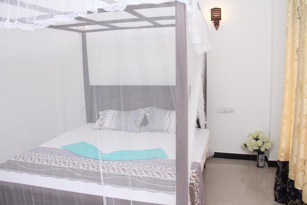 Hotel Mirissa White Plaza Esterno foto