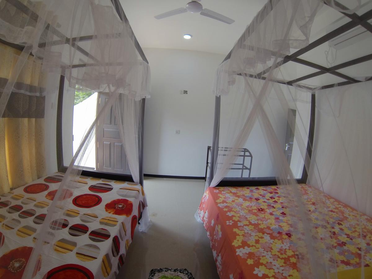 Hotel Mirissa White Plaza Esterno foto
