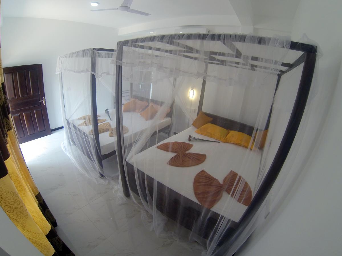 Hotel Mirissa White Plaza Esterno foto
